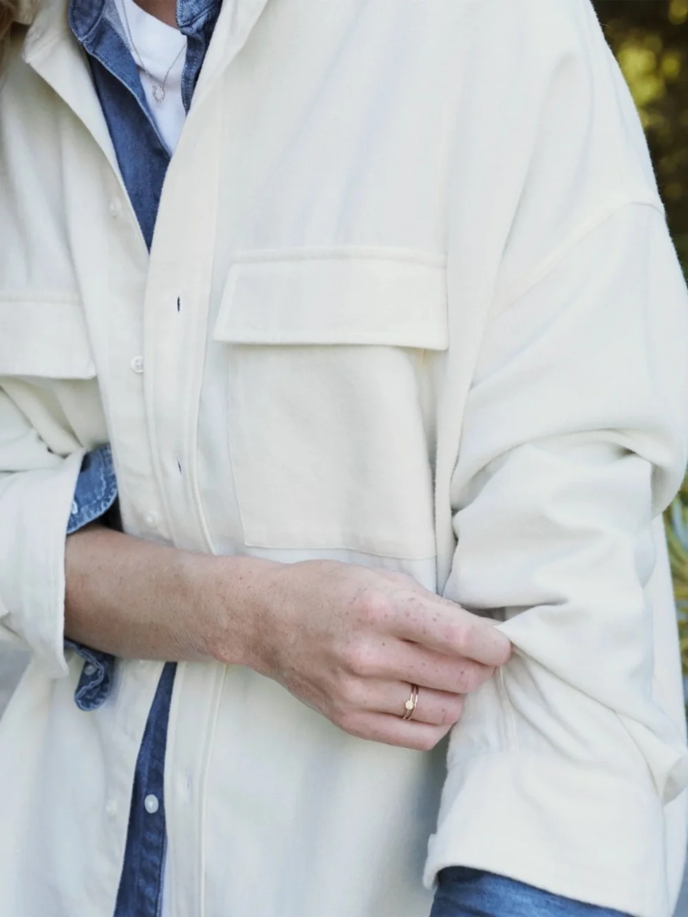 Frank & Eileen McLoghlin Utility Shirt in Vintage White Flannel - Picture 5 of 6